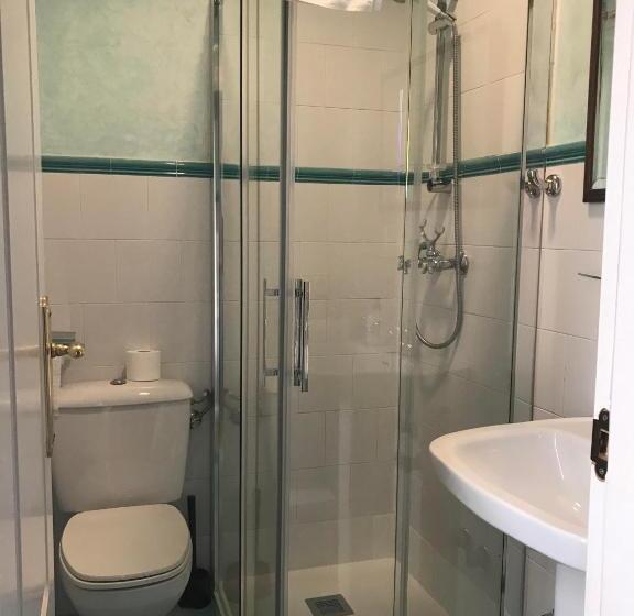 اتاق استاندارد یک نفره, Iacobus