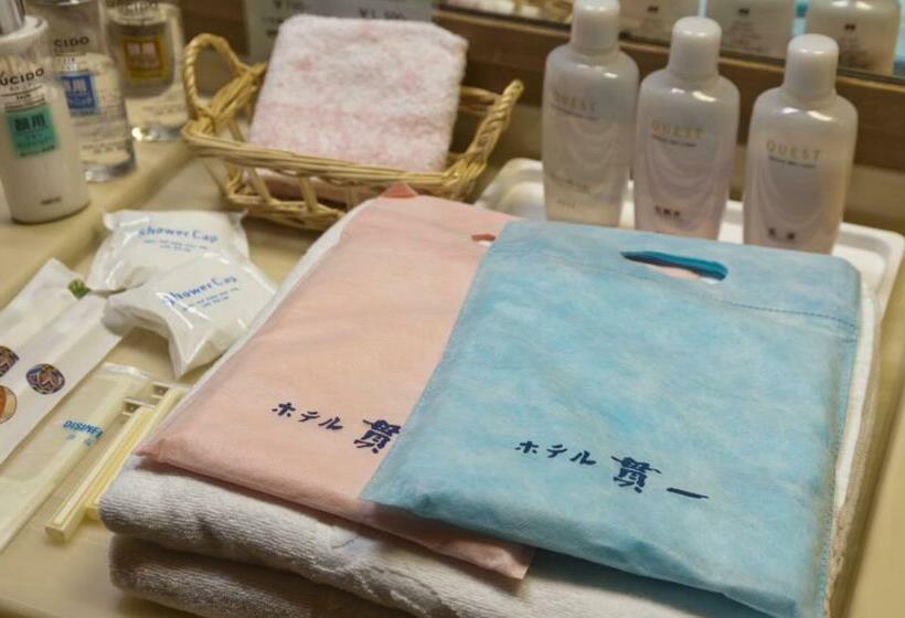 Номер Стандарт Вид на Море, Kanichi