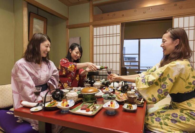 Люкс Вид на Море, Kanichi