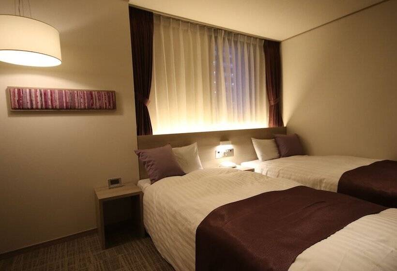 غرفة سوبيريور, Kita