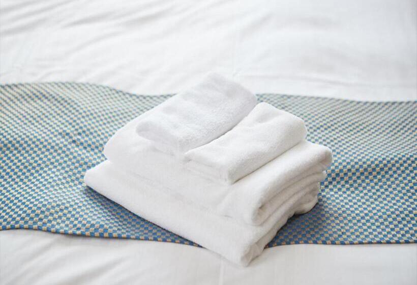 اتاق استاندارد یک نفره, Orox