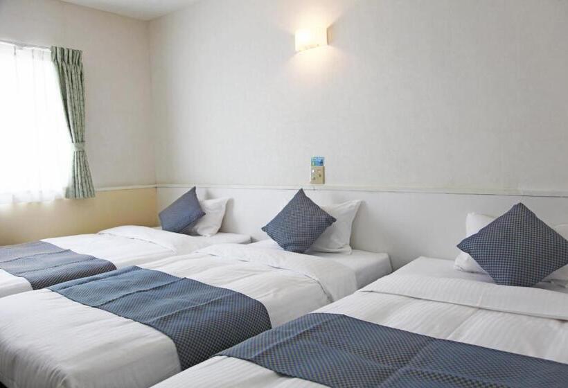 اتاق استاندارد سه نفره, Orox