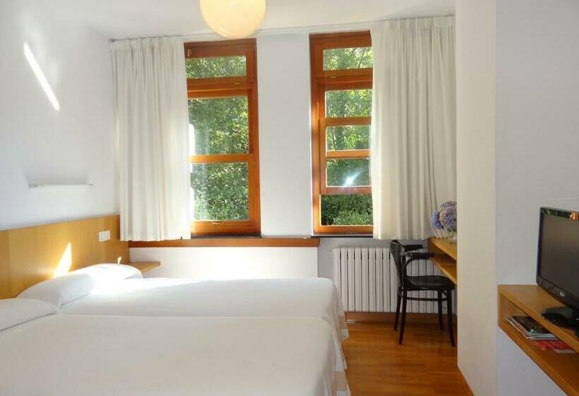 غرفة قياسية, Restaurante Marroncín