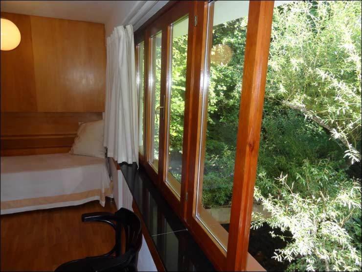 غرفة قياسية ثلاثية, Restaurante Marroncín