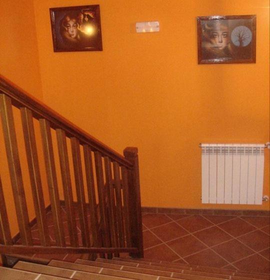 标准三人间, Rural El Caseron De Linarejos