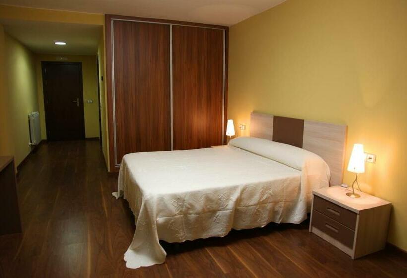 スタンダードルーム, Santuario De Sancho Abarca