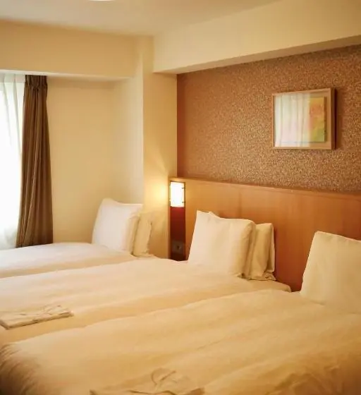 Standard Kolmen Hengen Huone, The West Hills Mito