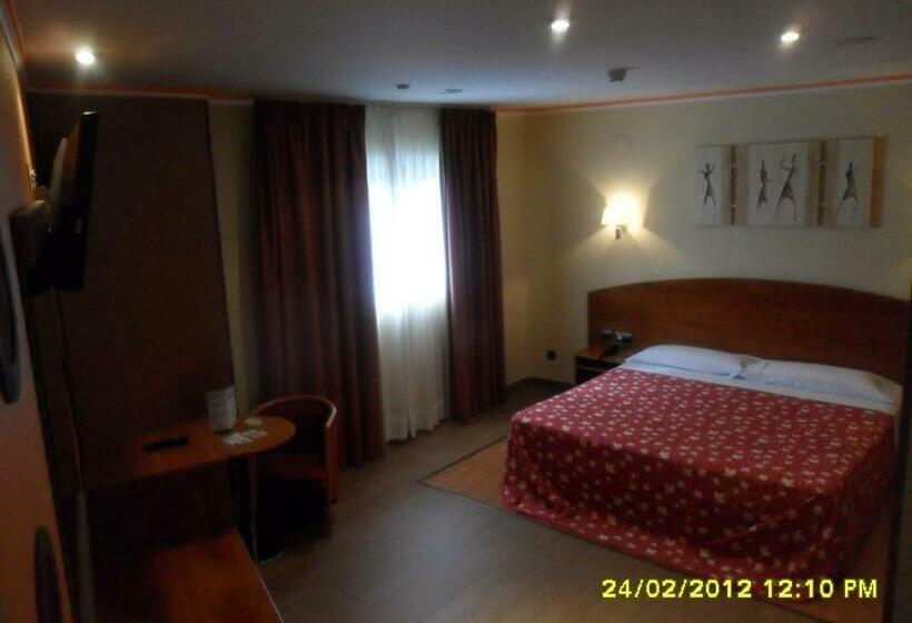 חדר סטנדרט, Motel Emporio