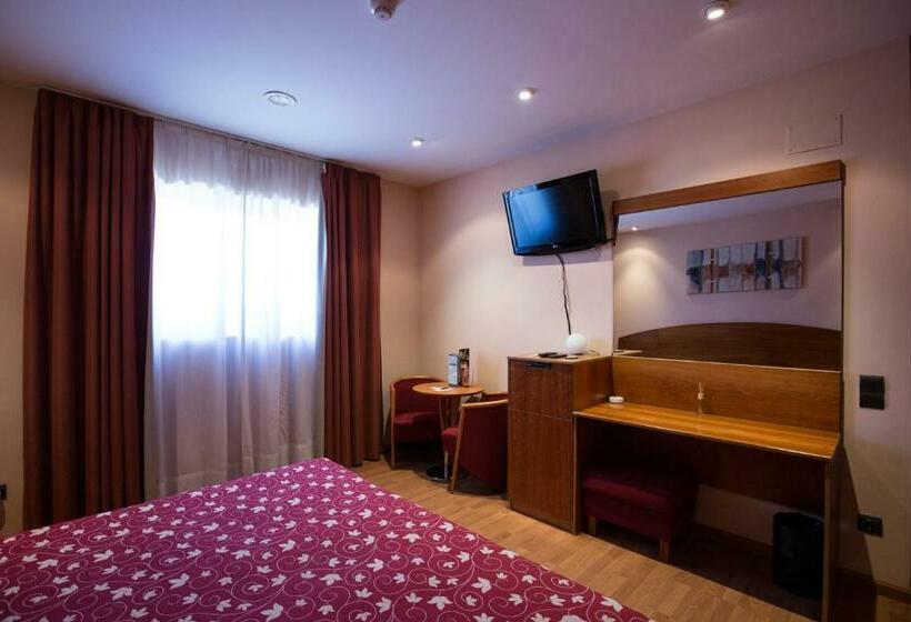 חדר סטנדרט, Motel Emporio