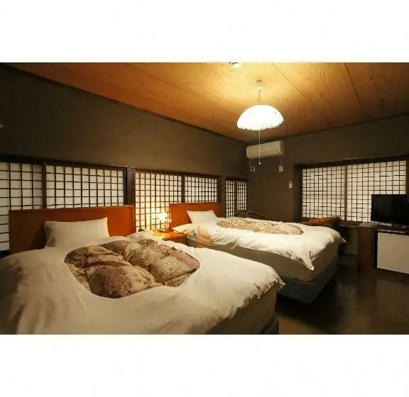 Standard-huone, Tagoto