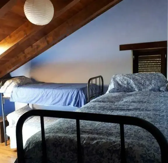 اتاق استاندارد چهار تخته, Albergue A Noguera