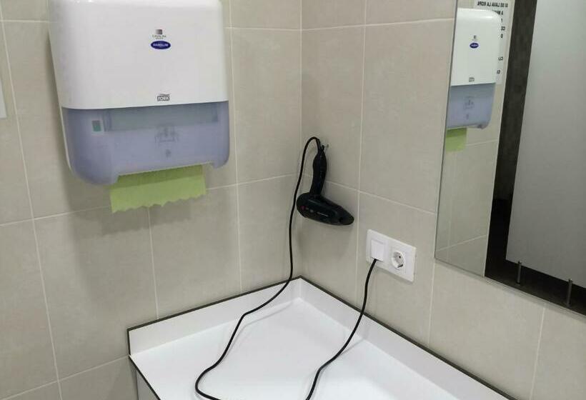 Llit en Habitació Compartida, Albergue Credencial