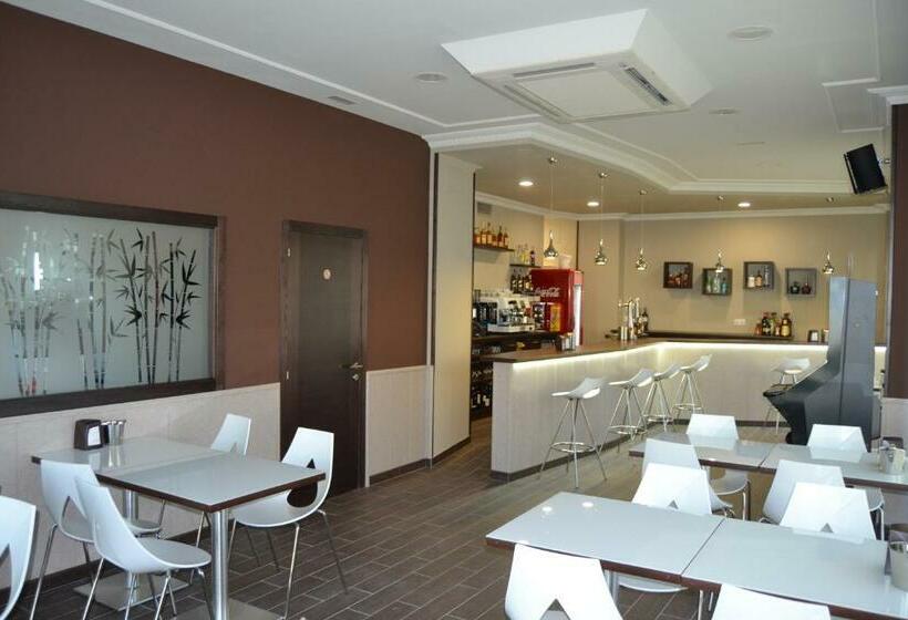 Llit en Habitació Compartida, Albergue Credencial