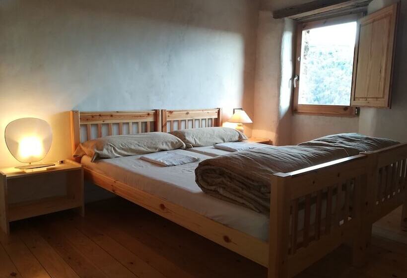 이코노미 쿼드러플룸(공용 화장실), Mas Rural El Negre