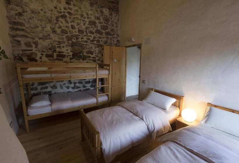 이코노미 쿼드러플룸(공용 화장실), Mas Rural El Negre