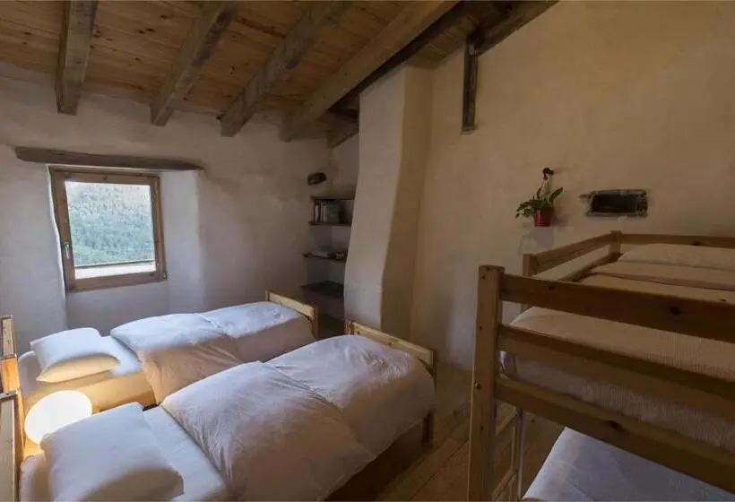 バスルーム共同エコノミー4人部屋, Mas Rural El Negre