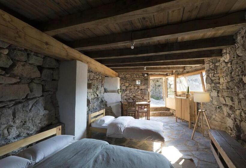 스탠다드 트리픔 룸 공동욕실, Mas Rural El Negre