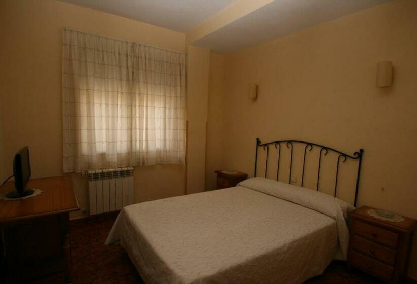 חדר סטנדרט, Hostal Sunami
