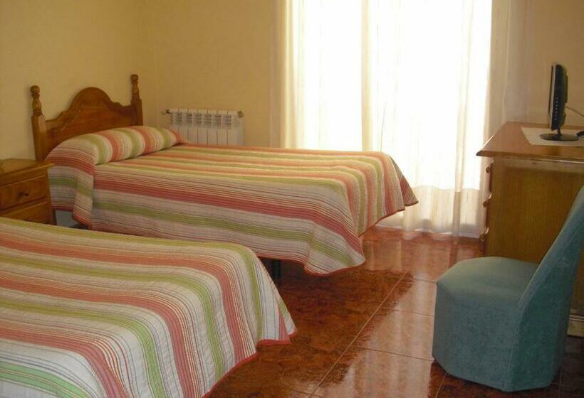 Номер Стандарт, Hostal Sunami