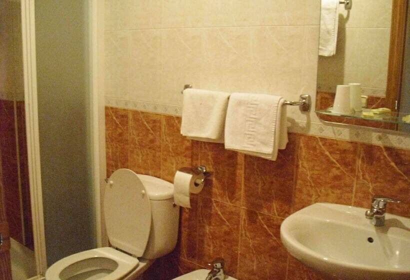 Номер Стандарт, Hostal Sunami