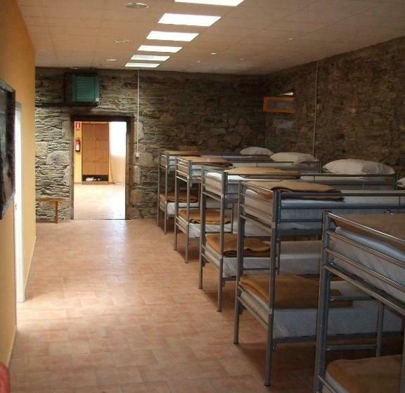 共用房间的床, Obradoiro