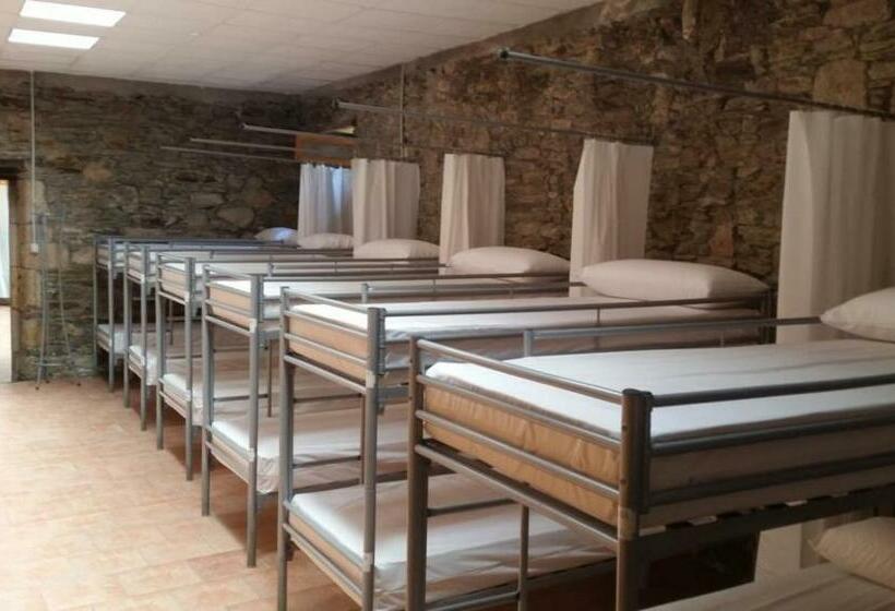 تختخواب در اتاق مشترک, Obradoiro