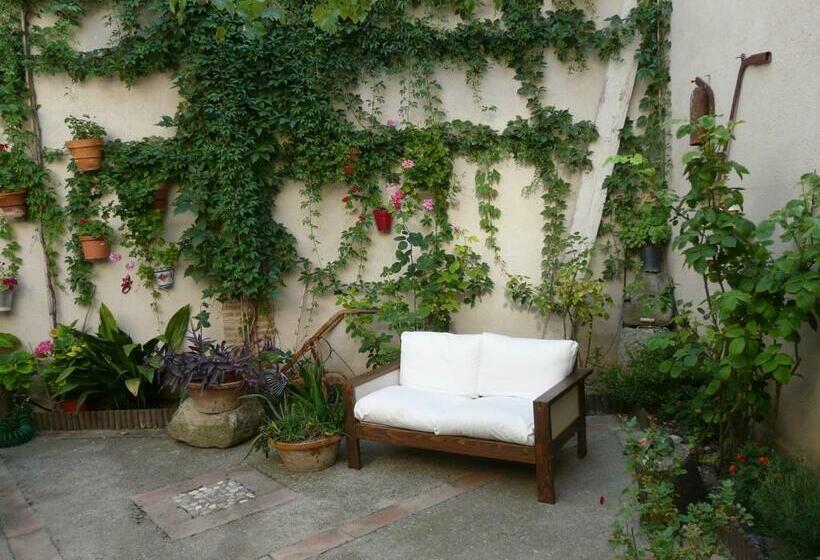 Номер Стандарт, B&b Ra Tenaja