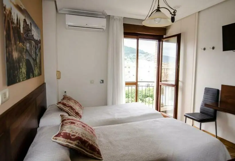 اتاق استاندارد, B&b Zaldu