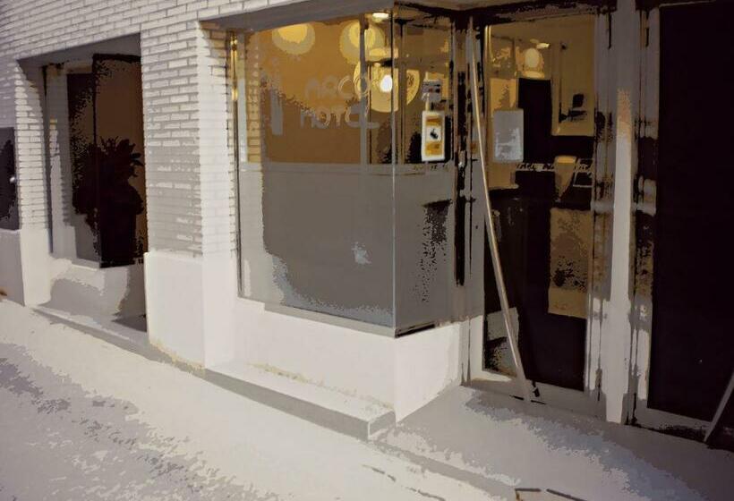 스탠다드 룸, Arco