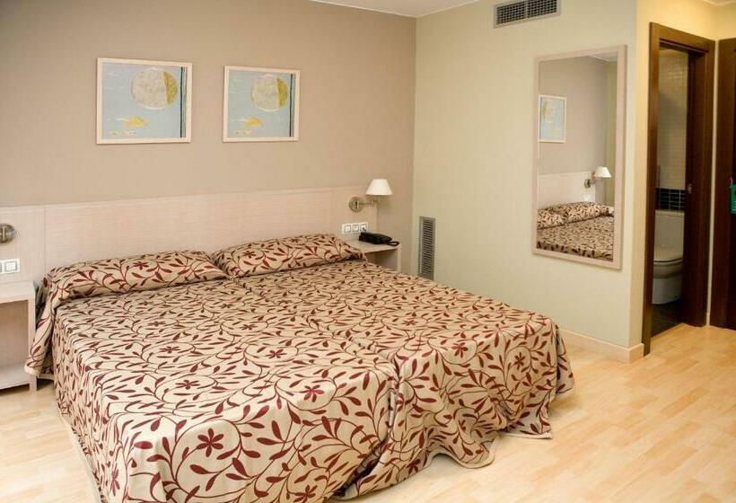 스탠다드 트리플 룸, Arco