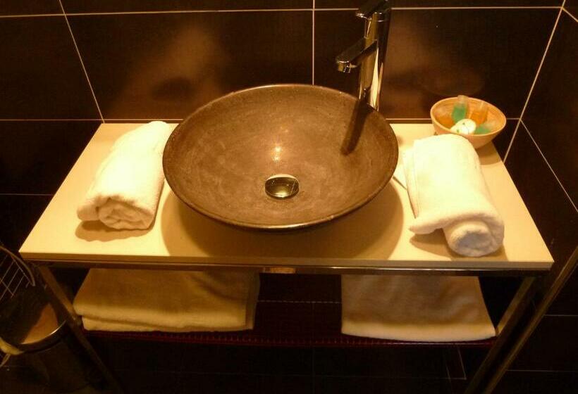 스탠다드 트리플 룸, Arco