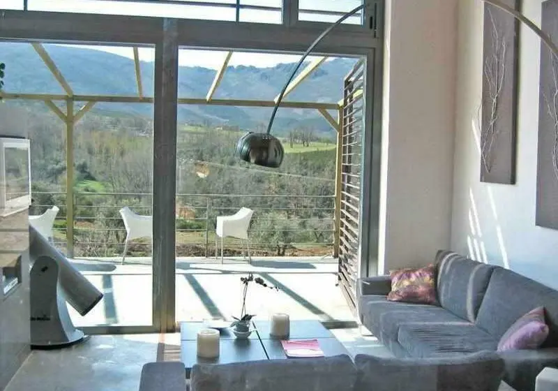 スタンダードルーム, El Refugio De Cristal