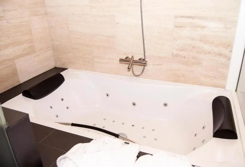 スーペリアールーム, Escuderos Hotel Cruz