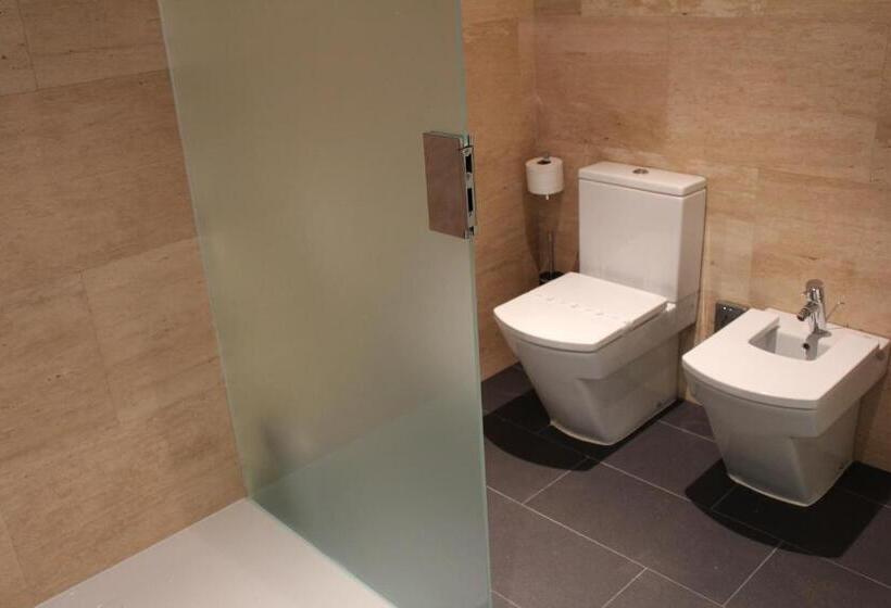 Семейный Номер, Escuderos Hotel Cruz