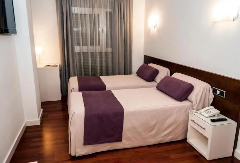 ファミリールーム, Escuderos Hotel Cruz
