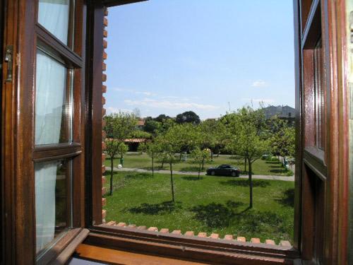 이코노미 룸, Costa San Juan De La Canal