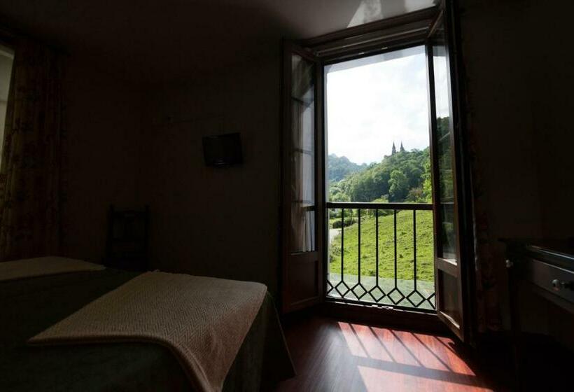 スタンダードルーム, El Repelao