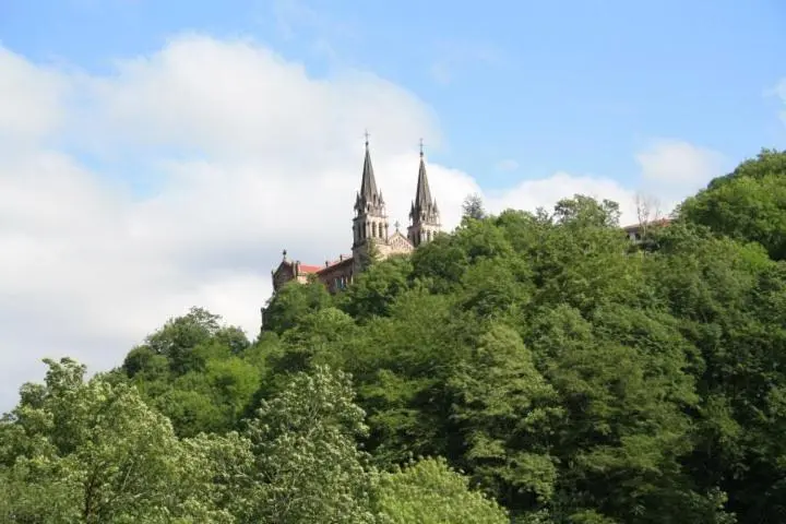 Standard Kolmen Hengen Huone, El Repelao