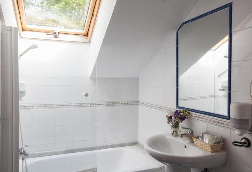 スタンダードトリプルルーム, El Repelao