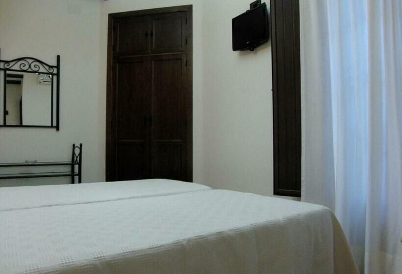 غرفة قياسية, El Romeral