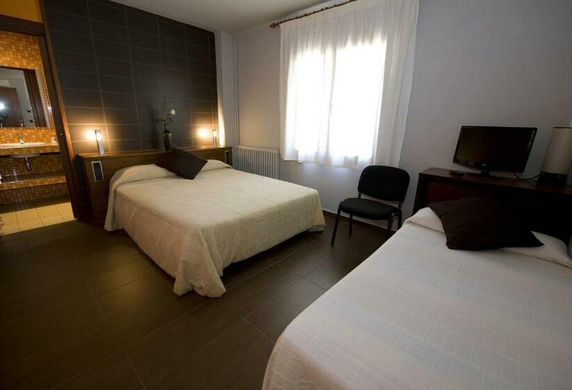 스탠다드 룸, Fonda Farré