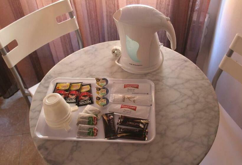 חדר סטנדרד יחיד חדר אמבטיה משותף, Hostal Juventus