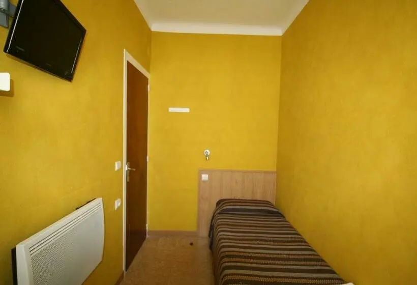 Standard Yhden Hengen Huone Jaettu Kylpyhuone, Hostal Juventus