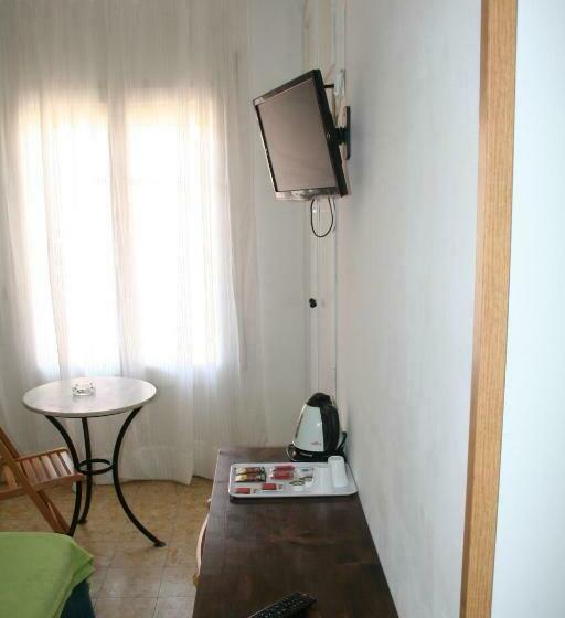 带共用浴室的标准房间, Hostal Juventus