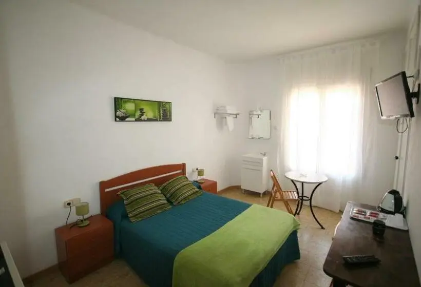 Standard-huone Jaettu Kylpyhuone, Hostal Juventus