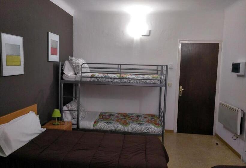 패밀리 룸 공용 욕실, Hostal Juventus