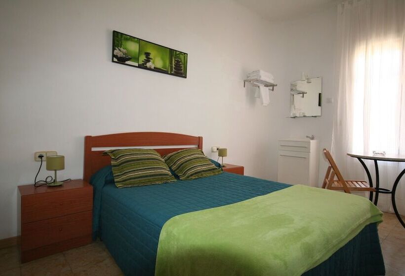 חדר סטנדרט חדר אמבטיה משותף, Hostal Juventus