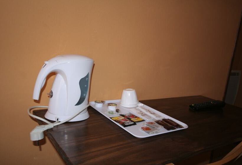 家庭房间共用浴室, Hostal Juventus