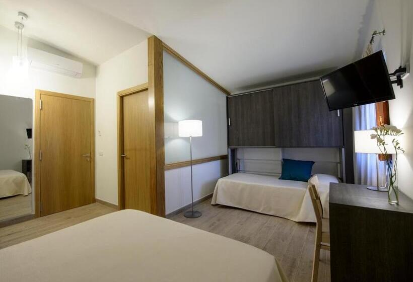 Номер Стандарт Трехместный, Mas Pere Pau