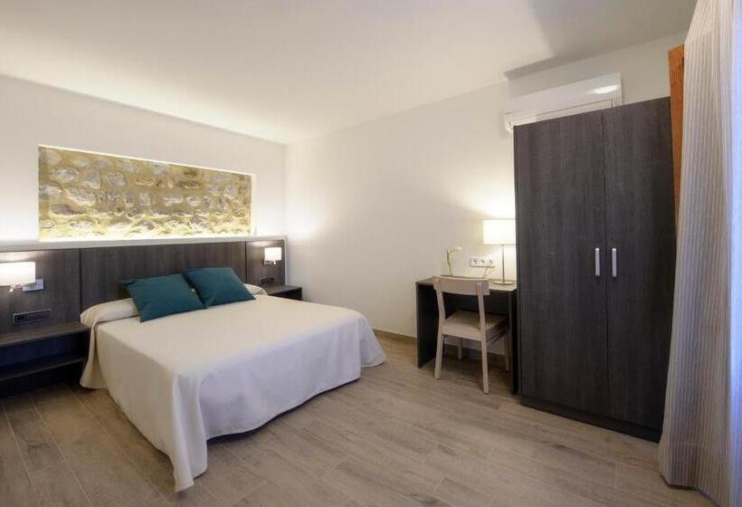 Номер Стандарт Адаптированный для Инвалидов, Mas Pere Pau